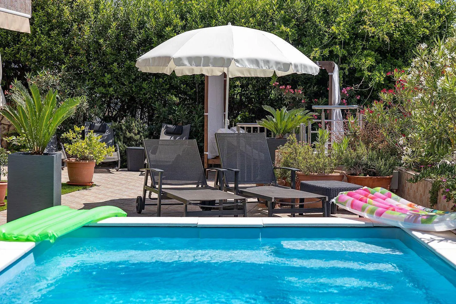 Malerisches Apartment Nur 200 Meter Zum Strand Mit Privater Terrasse, Grill, Pool, Lounge-Bereich Dramalj 0*,  Croatia